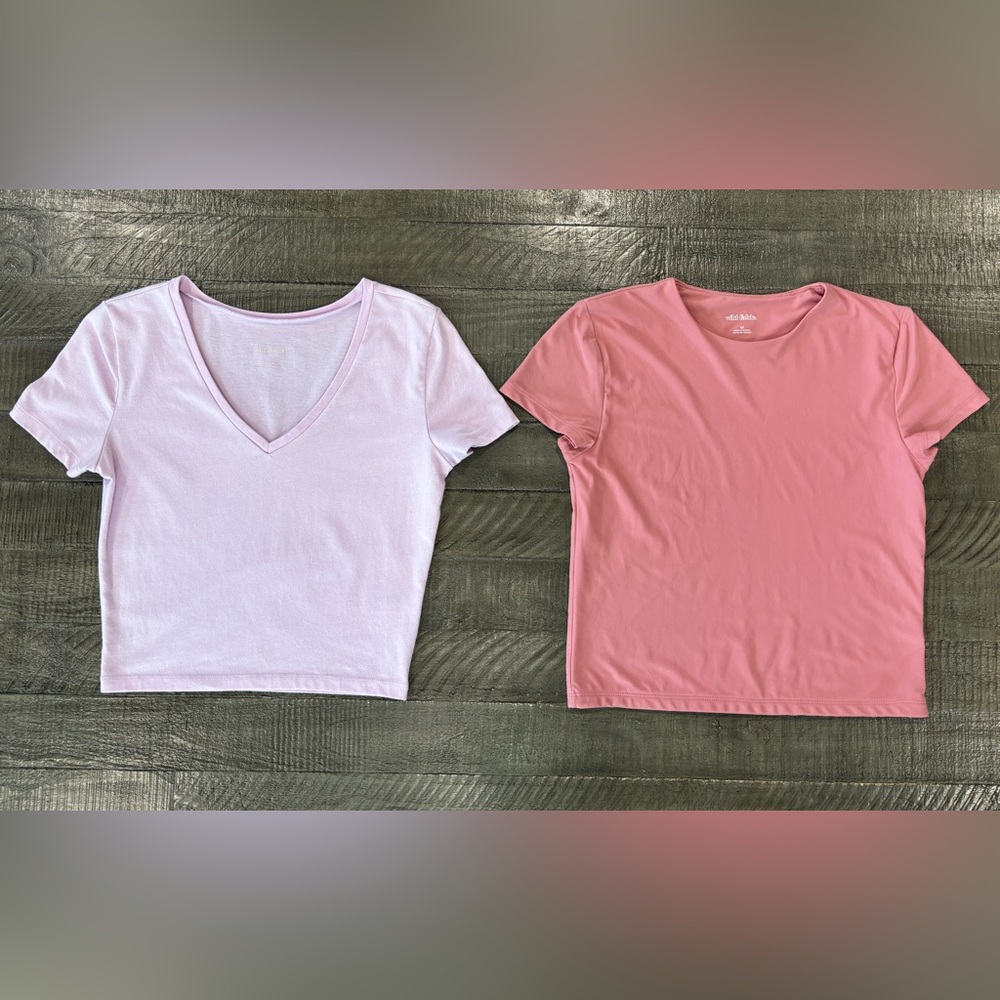 Wild Fable Shirt Bundle Pink Crew & Lavender Cropped V Neck Size M